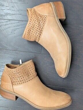 Comfortiva Women's Tan Perforated Ankle Boots - Women's Size 9